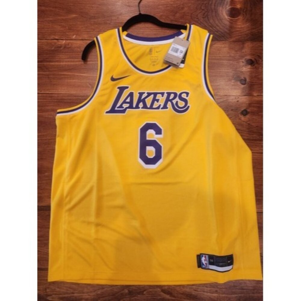 Nike LeBron James Lakers Swingman Jersey 2020 Yellow Men Size 2XL CW3669-738 NWT